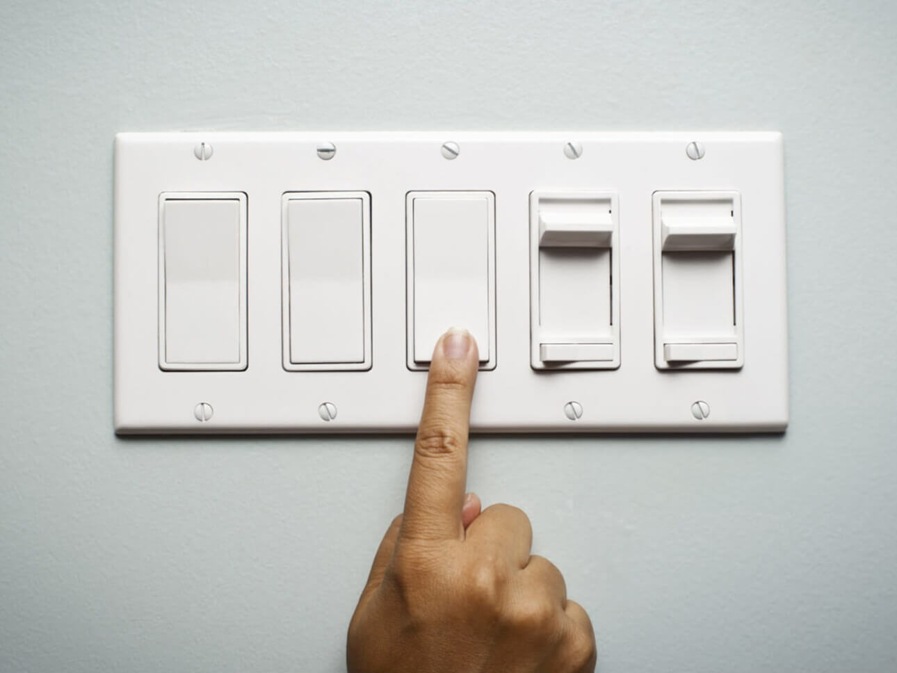 How to save electricity in Singapore teaser